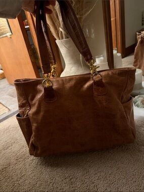 Everyday Croc-Embossed Brown Leather Tote Bag